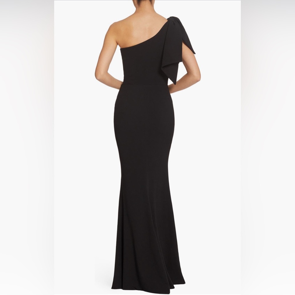 NWOT Dress the Population Black One Shoulder Gown Size Medium - Picture 2 of 4